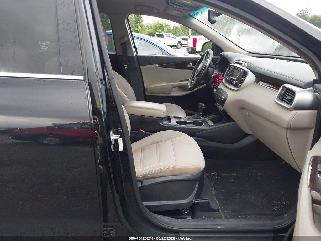 5XYPGDA31GG044250 2016 KIA SORENTO photo no. 5