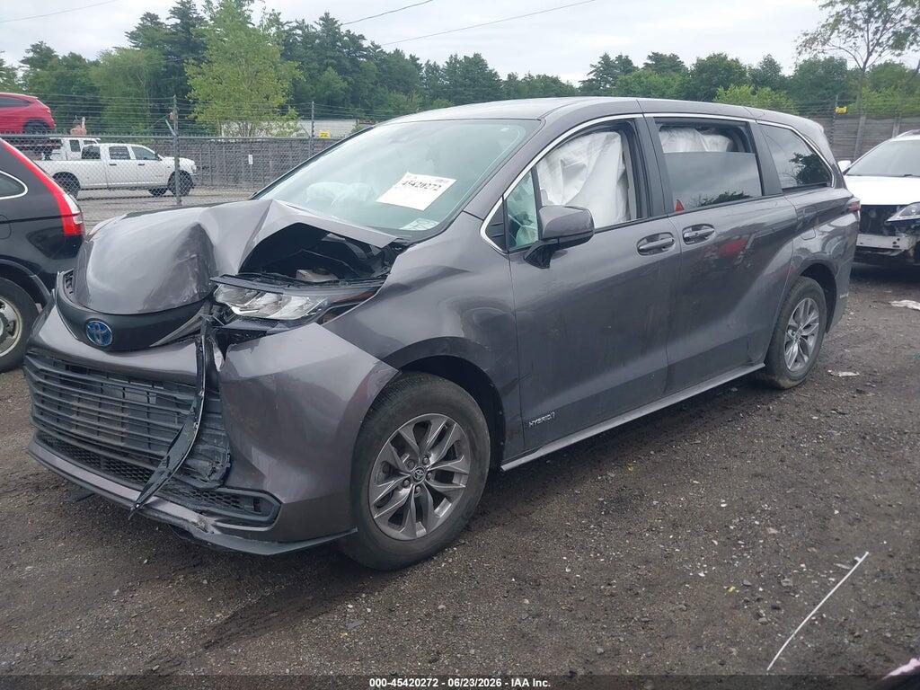 5TDKRKECXMS056544 2021 TOYOTA SIENNA photo no. 2
