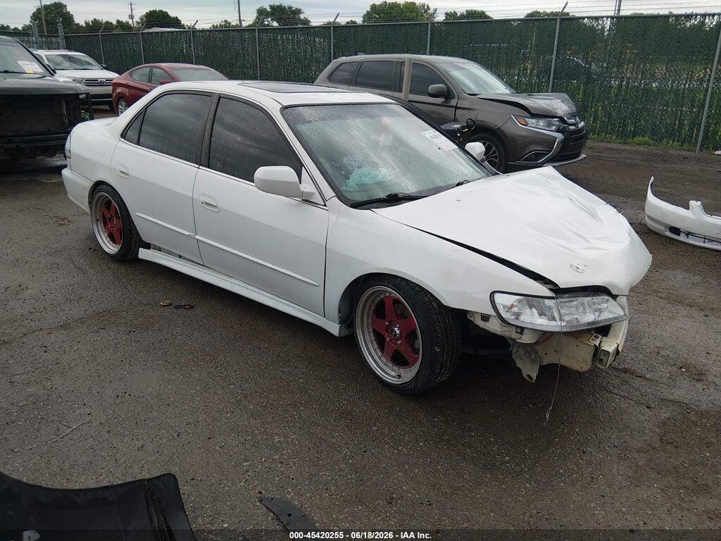 1HGCG556X2A151817 2002 HONDA ACCORD photo no. 1