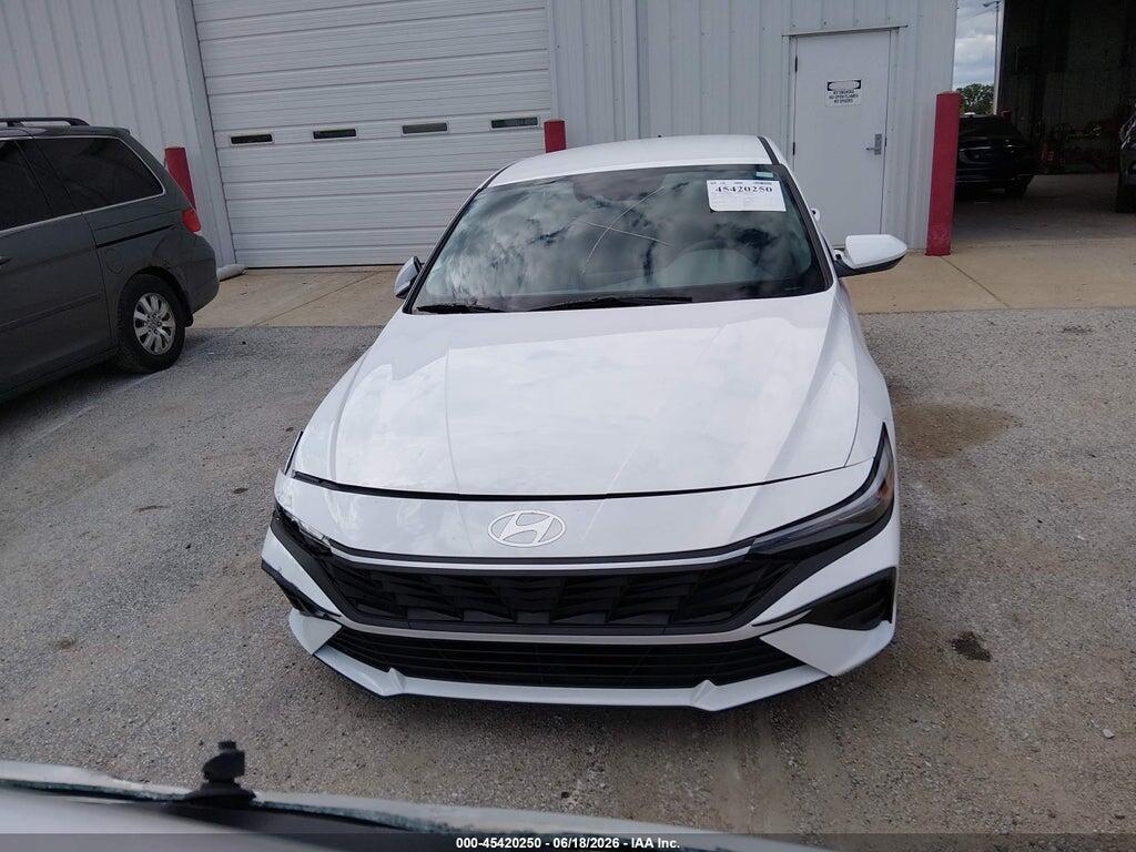 KMHLM4DG5RU811133 2024 HYUNDAI ELANTRA photo no. 12