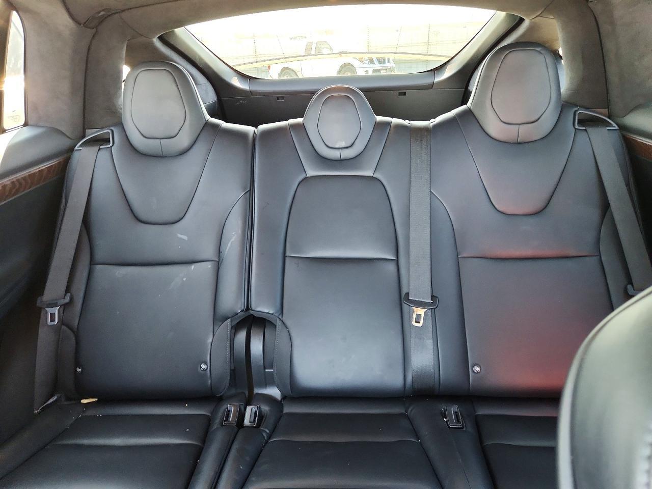 2018 TESLA MODEL X — Фото 10 из 13