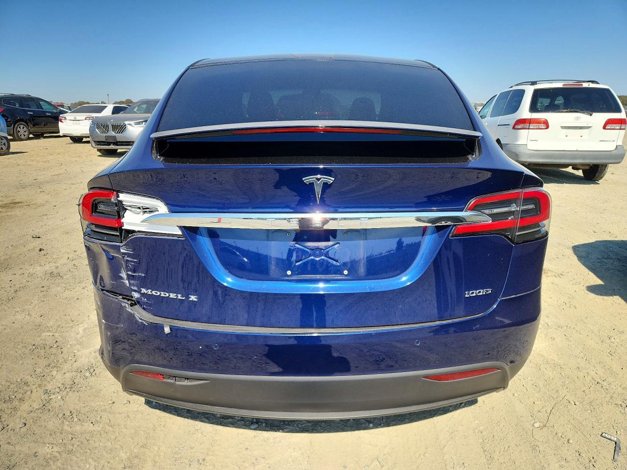 2018 TESLA MODEL X — Фото 6 из 13