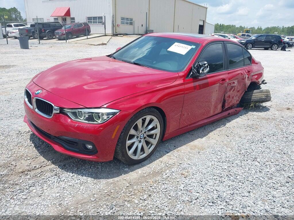 WBA8A9C59JK623082 2018 BMW 320I photo no. 2