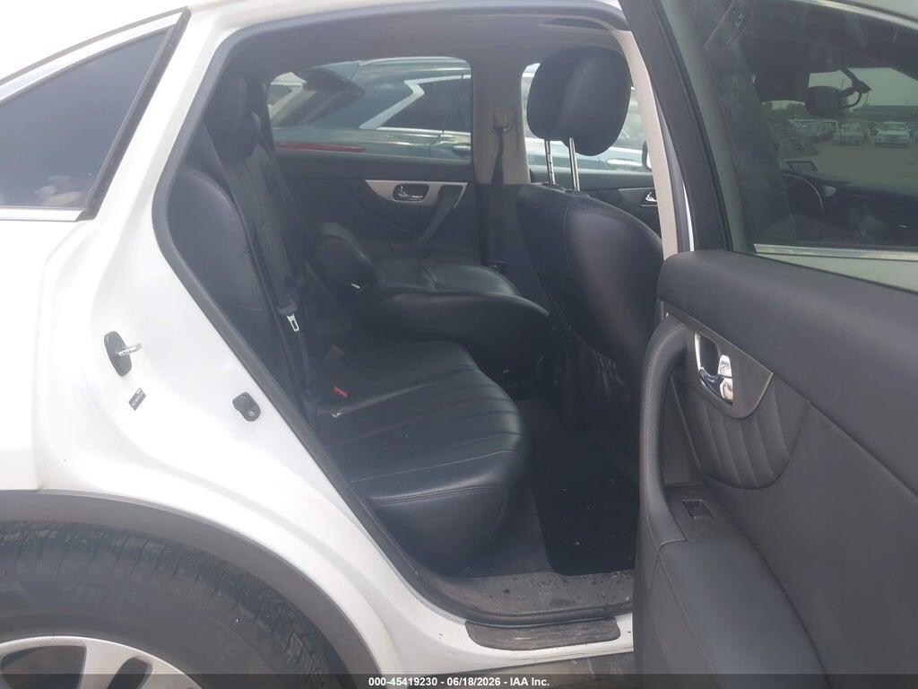 JN8CS1MW8HM416155 2017 INFINITI QX70 photo no. 8