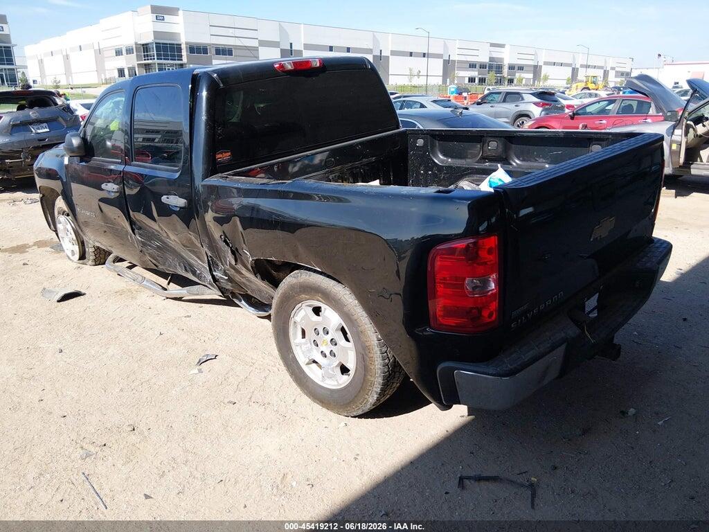 3GCPCSE00BG231540 2011 CHEVROLET SILVERADO 1500 photo no. 3