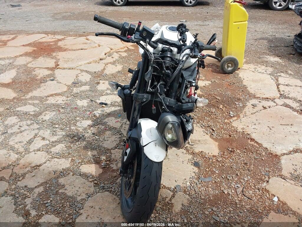SMTA604S8RTBK5956 2024 TRIUMPH MOTORCYCLE STREET TRIPLE photo no. 5