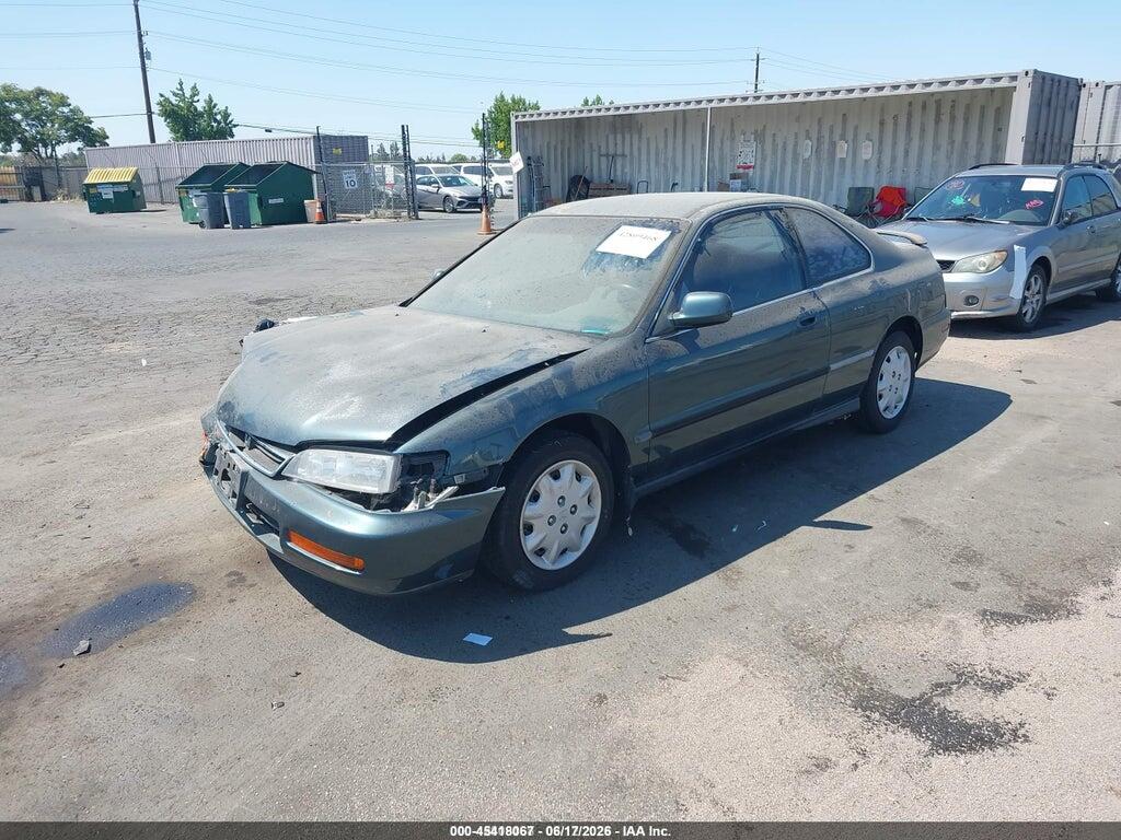 1HGCD7239TA028865 1996 HONDA ACCORD photo no. 2