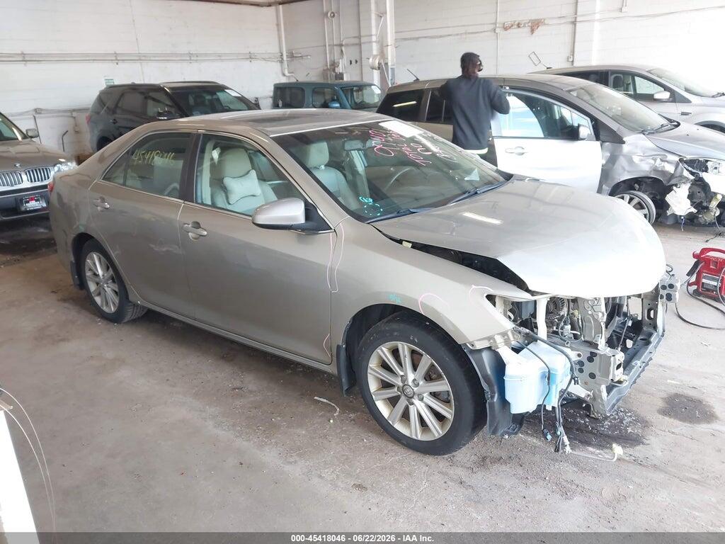 4T4BF1FKXER353658 2014 TOYOTA CAMRY photo no. 1