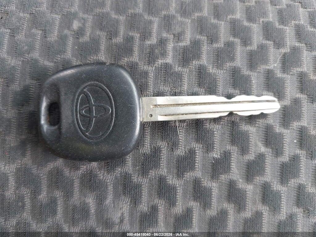 2T1KR32E47C657831 2007 TOYOTA MATRIX photo no. 11
