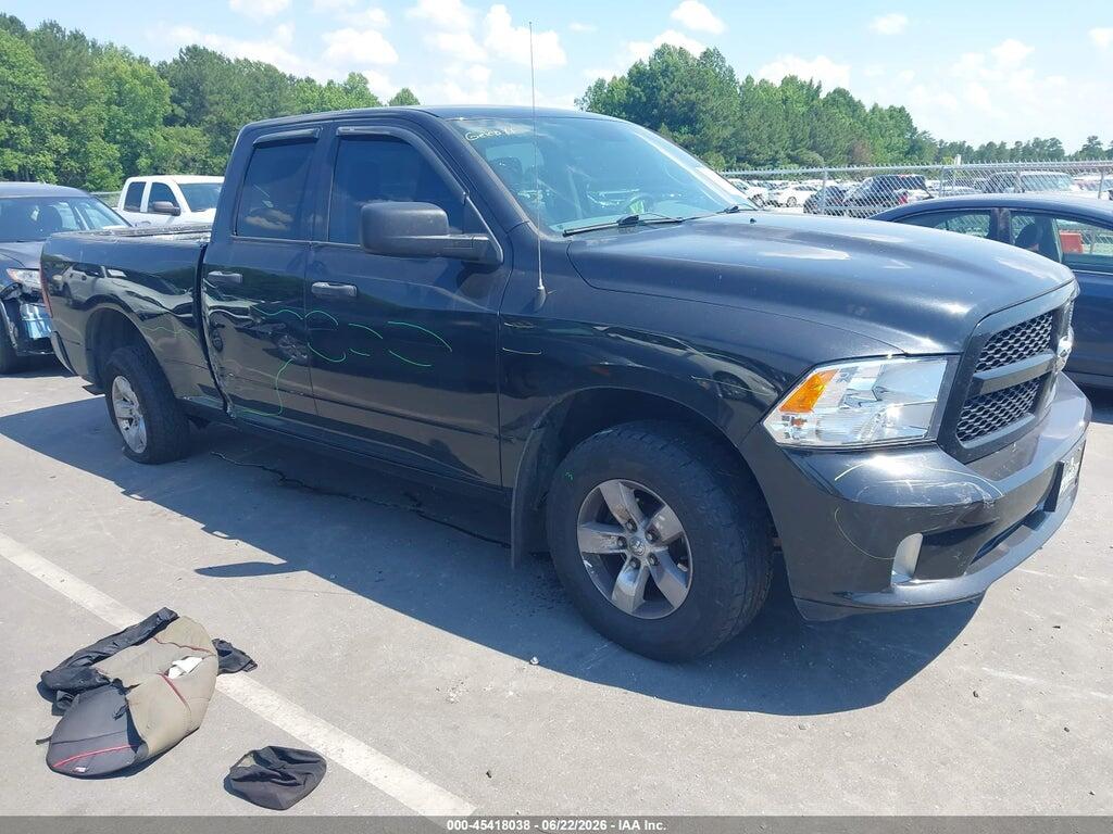1C6RR7FG4JS327802 2018 RAM 1500 photo no. 1