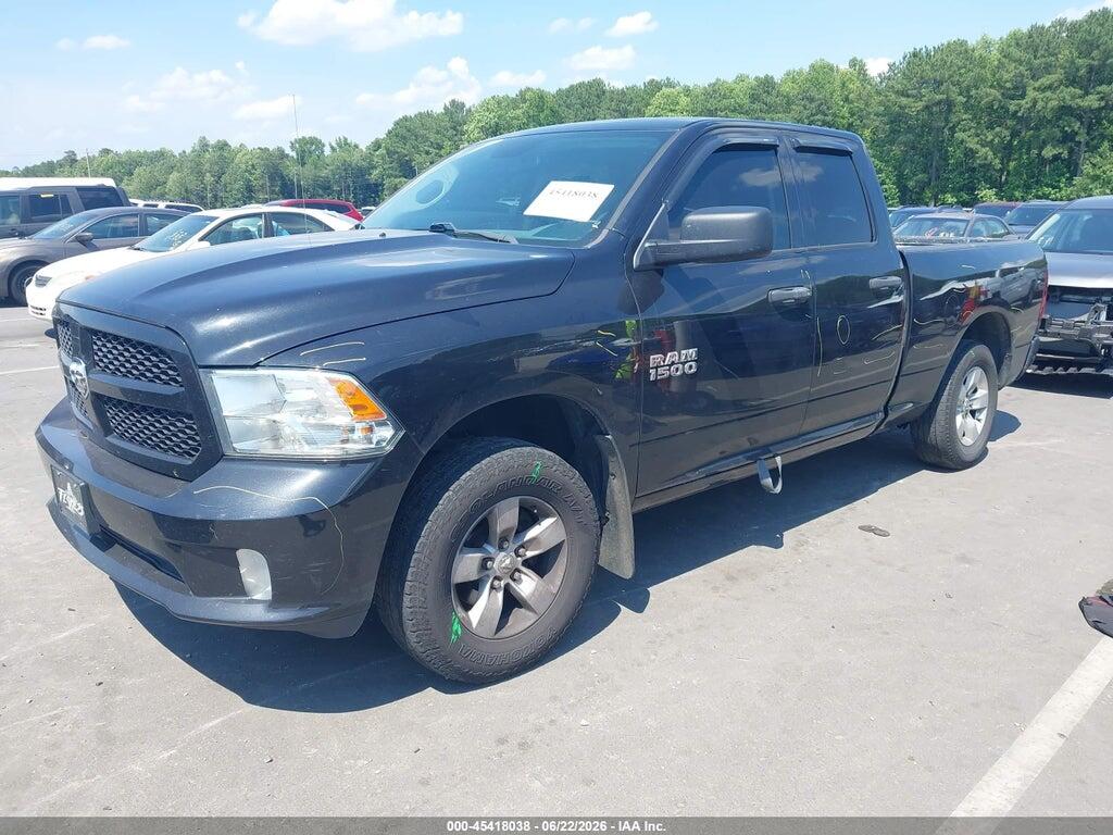 1C6RR7FG4JS327802 2018 RAM 1500 photo no. 2