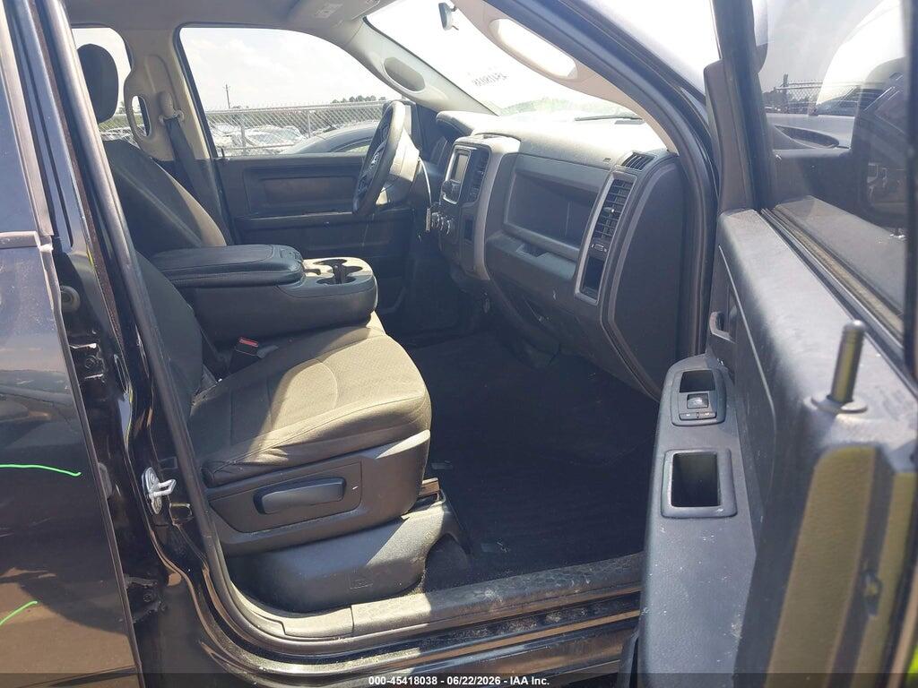 1C6RR7FG4JS327802 2018 RAM 1500 photo no. 5