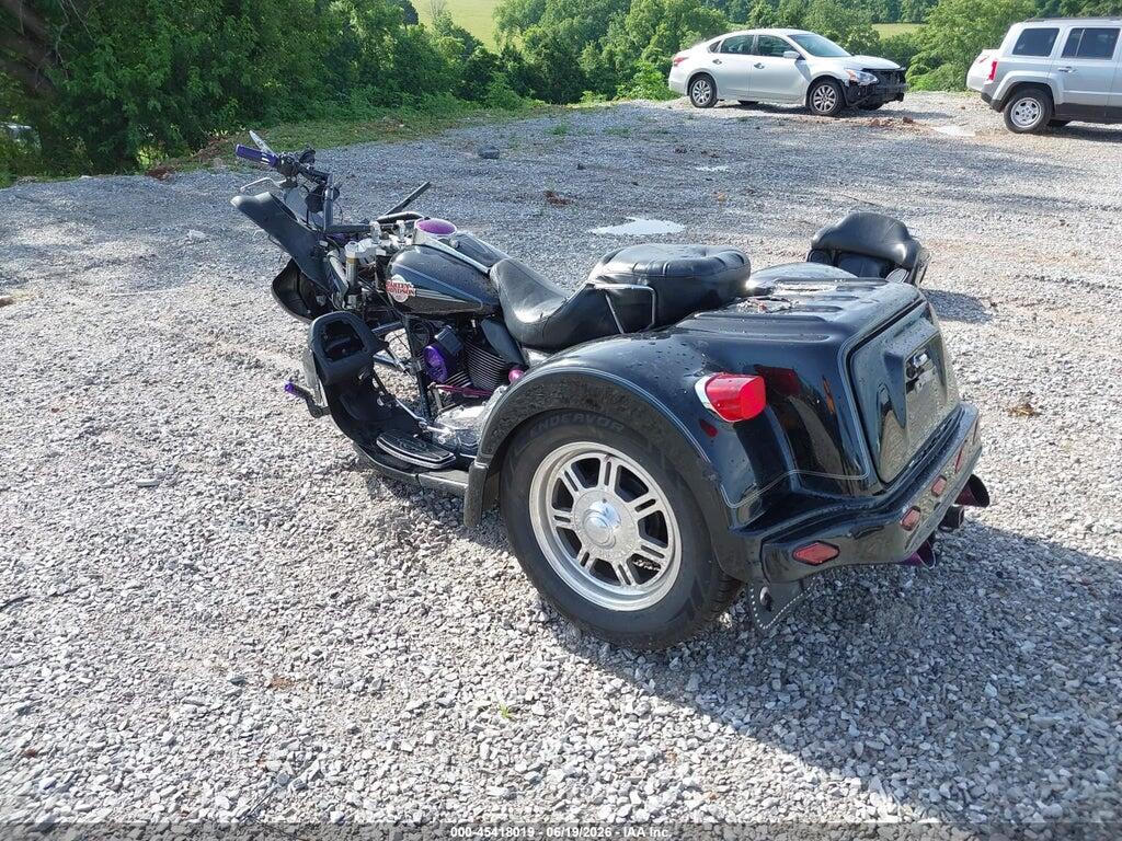 1HD1FC4187Y658747 2007 HARLEY-DAVIDSON FLHTCUI photo no. 3
