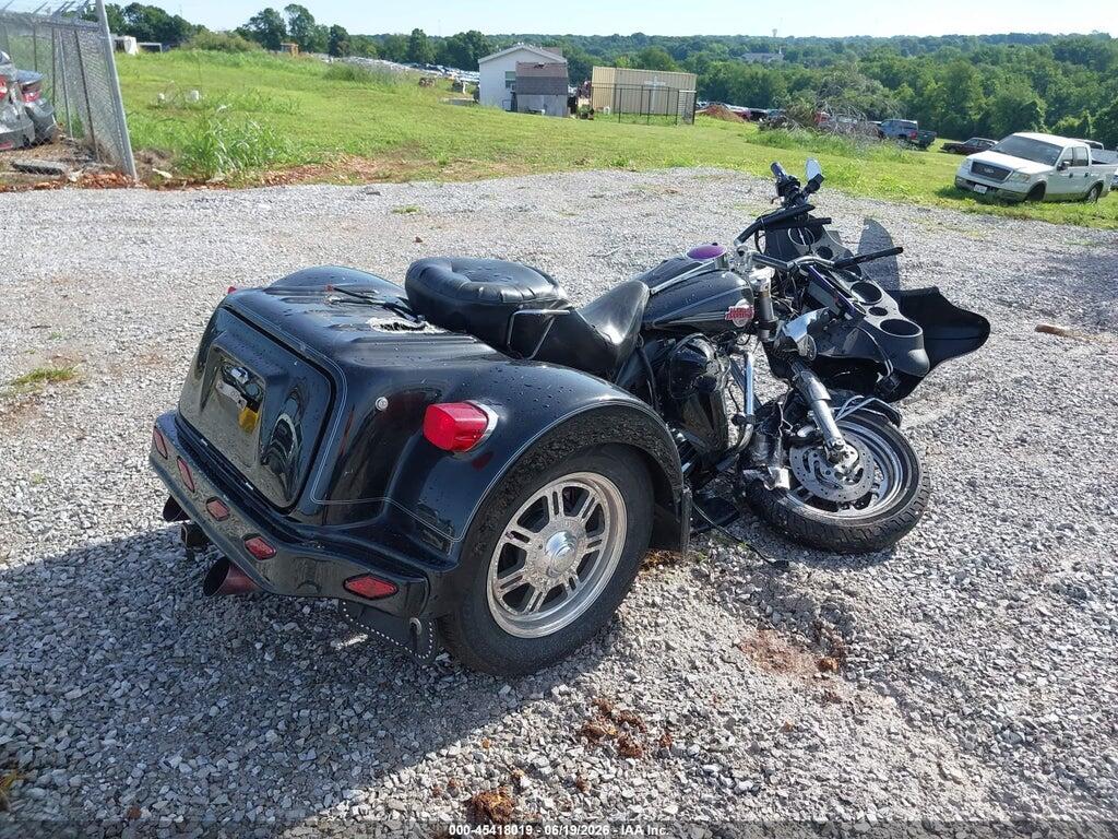 1HD1FC4187Y658747 2007 HARLEY-DAVIDSON FLHTCUI photo no. 4