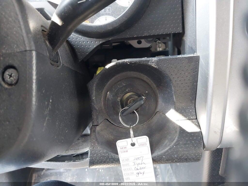 JTEBU11F870025210 2007 TOYOTA FJ CRUISER photo no. 11