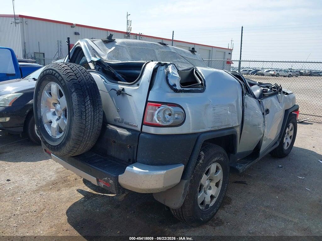 JTEBU11F870025210 2007 TOYOTA FJ CRUISER photo no. 4