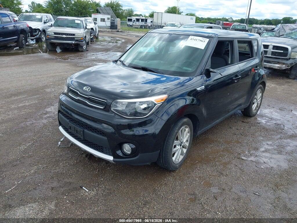 KNDJP3A51H7438461 2017 KIA SOUL photo no. 2