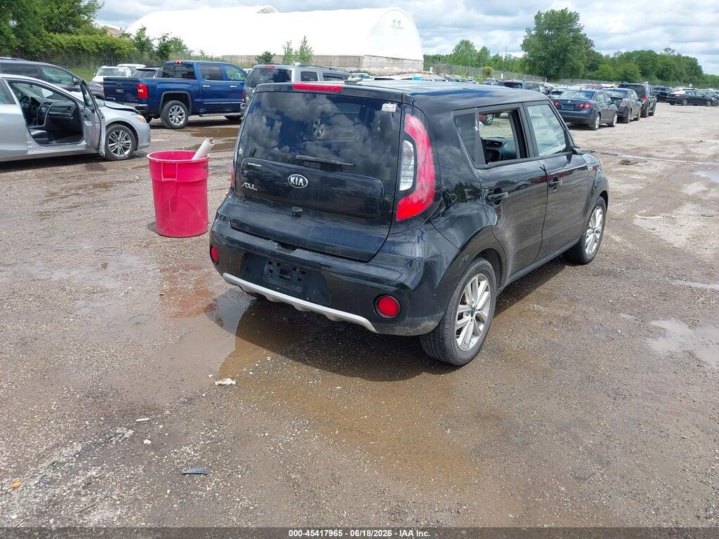 KNDJP3A51H7438461 2017 KIA SOUL photo no. 4