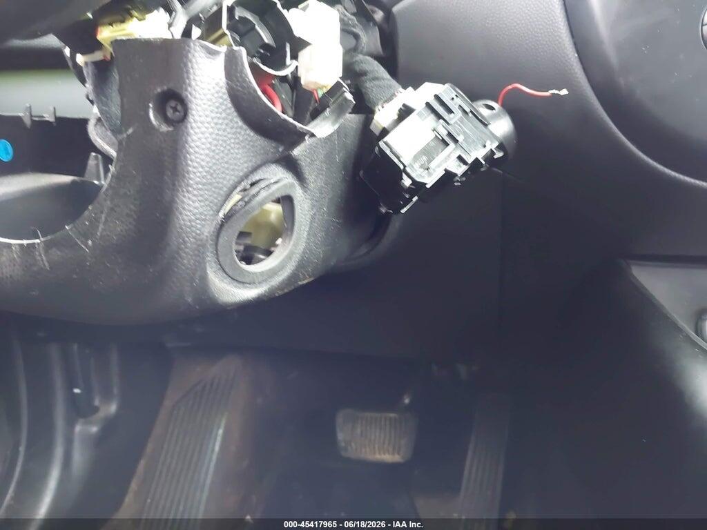 KNDJP3A51H7438461 2017 KIA SOUL photo no. 6