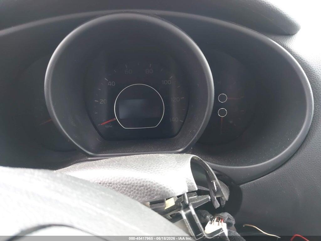 KNDJP3A51H7438461 2017 KIA SOUL photo no. 7