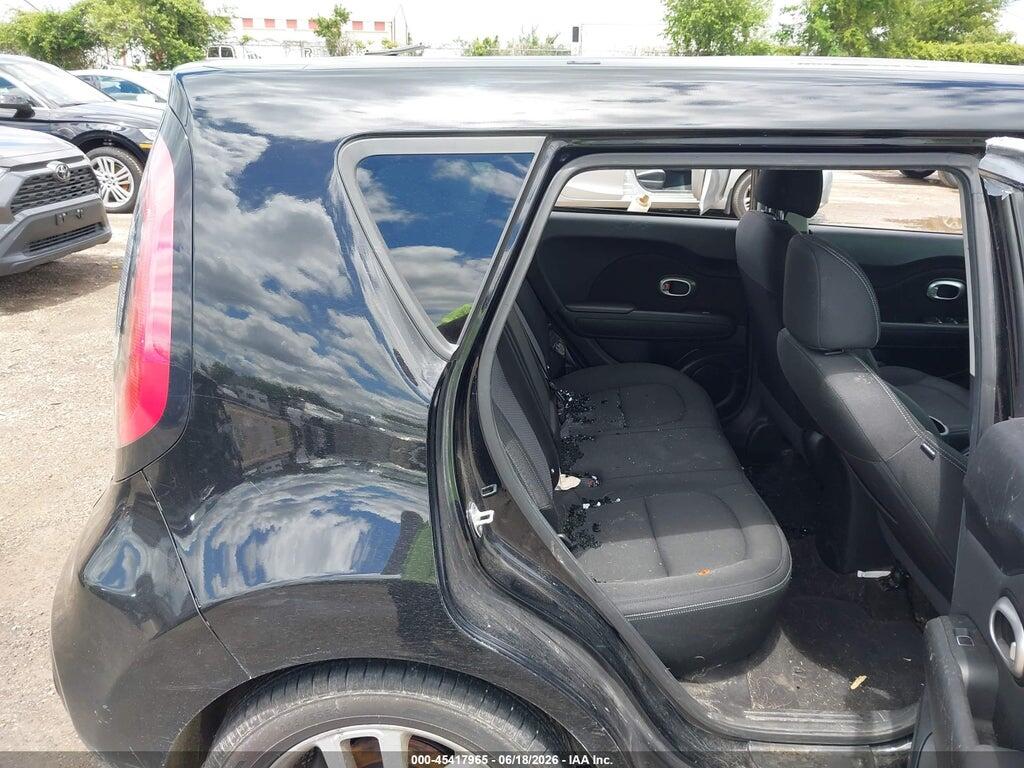KNDJP3A51H7438461 2017 KIA SOUL photo no. 8