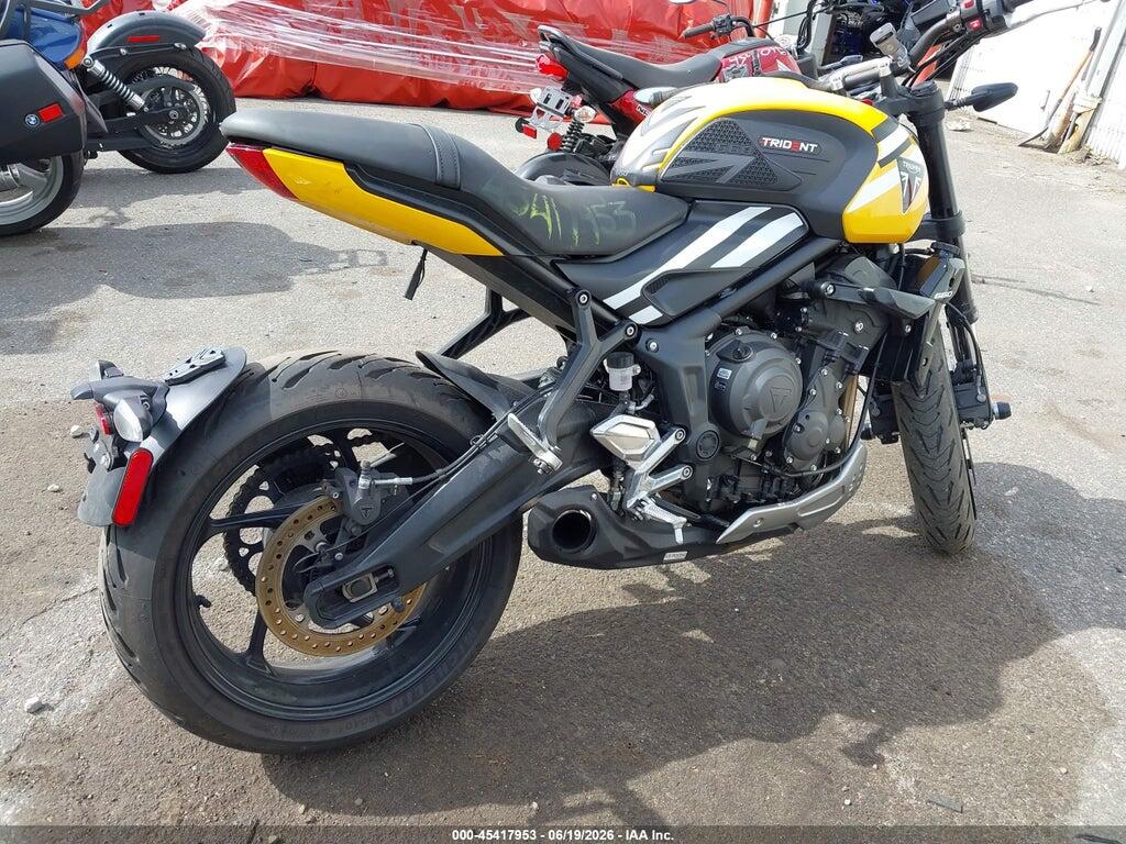 SMTL21U40STCC9533 2025 TRIUMPH MOTORCYCLE TRIDENT 660 photo no. 4