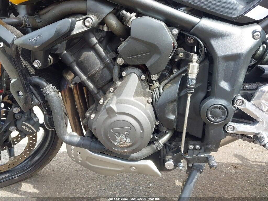 SMTL21U40STCC9533 2025 TRIUMPH MOTORCYCLE TRIDENT 660 photo no. 9