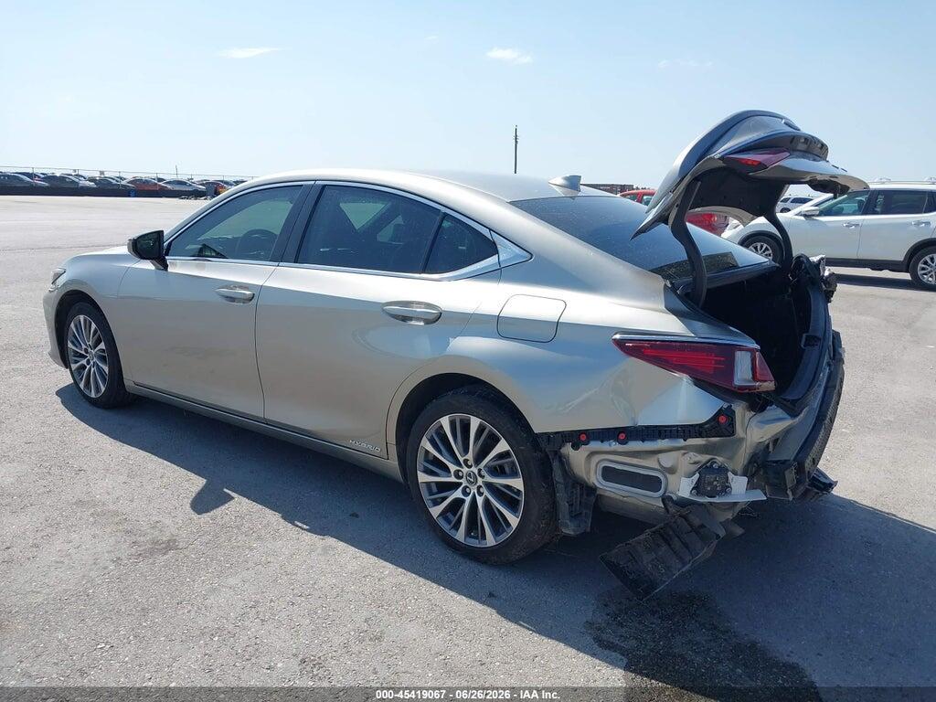 58ADA1C15MU010082 2021 LEXUS ES 300H photo no. 3