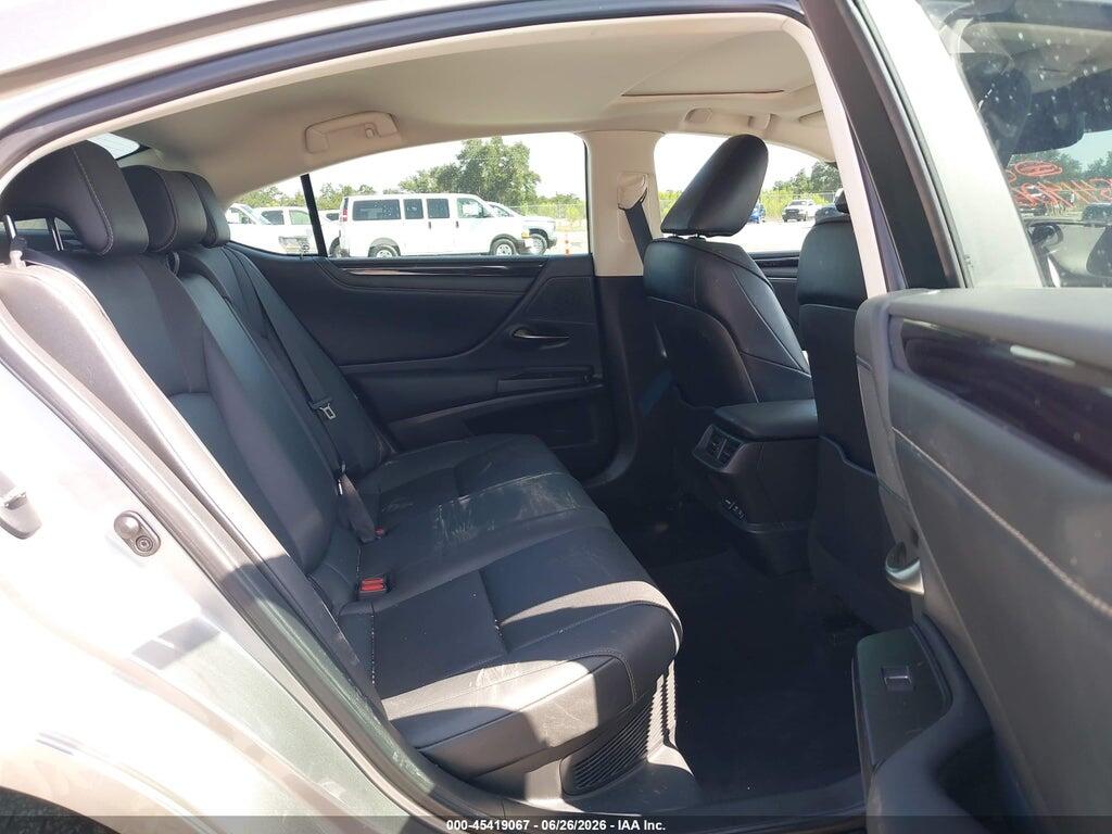 58ADA1C15MU010082 2021 LEXUS ES 300H photo no. 8