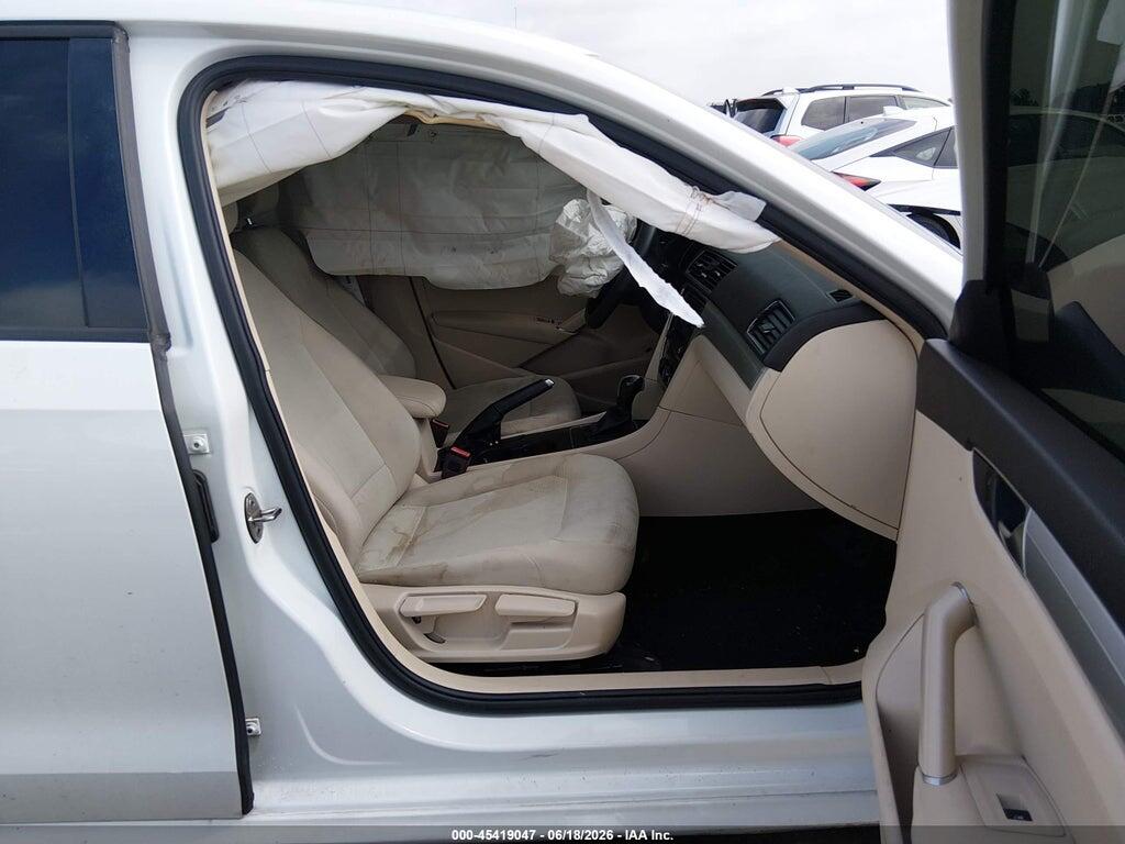 1VWAA7A35JC044026 2018 VOLKSWAGEN PASSAT photo no. 5