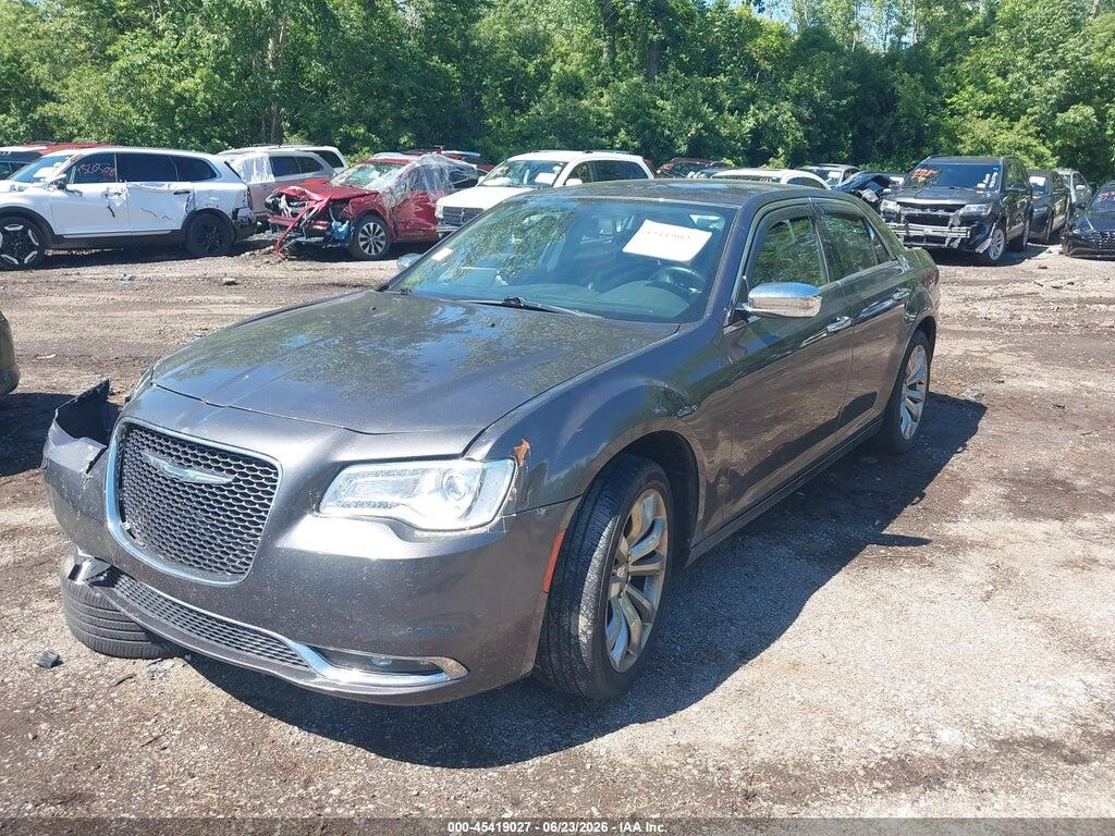2C3CCAEG9JH193735 2018 CHRYSLER 300 photo no. 2