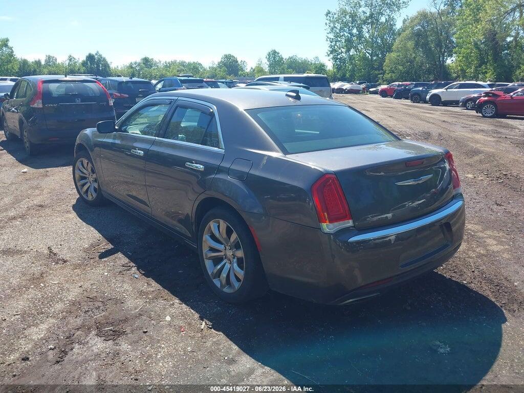 2C3CCAEG9JH193735 2018 CHRYSLER 300 photo no. 3