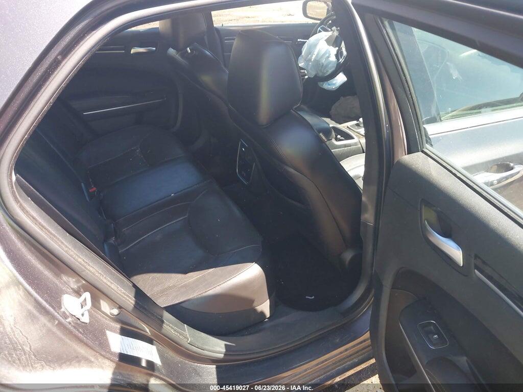 2C3CCAEG9JH193735 2018 CHRYSLER 300 photo no. 8