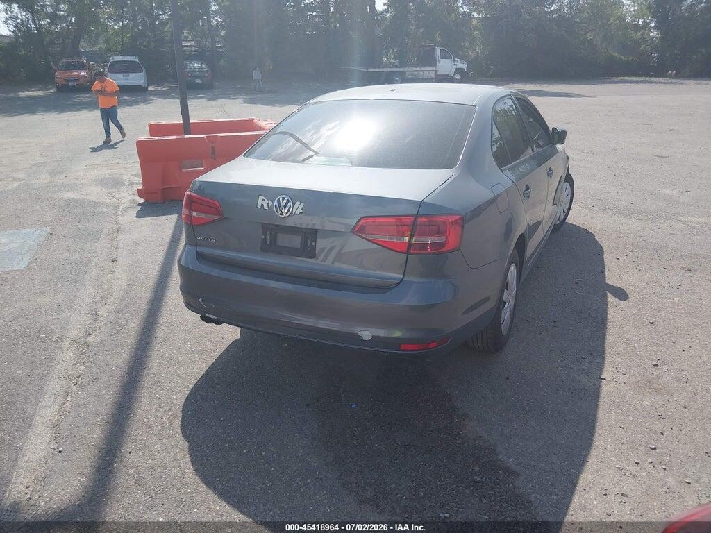 3VW2K7AJ2FM401541 2015 VOLKSWAGEN JETTA photo no. 4