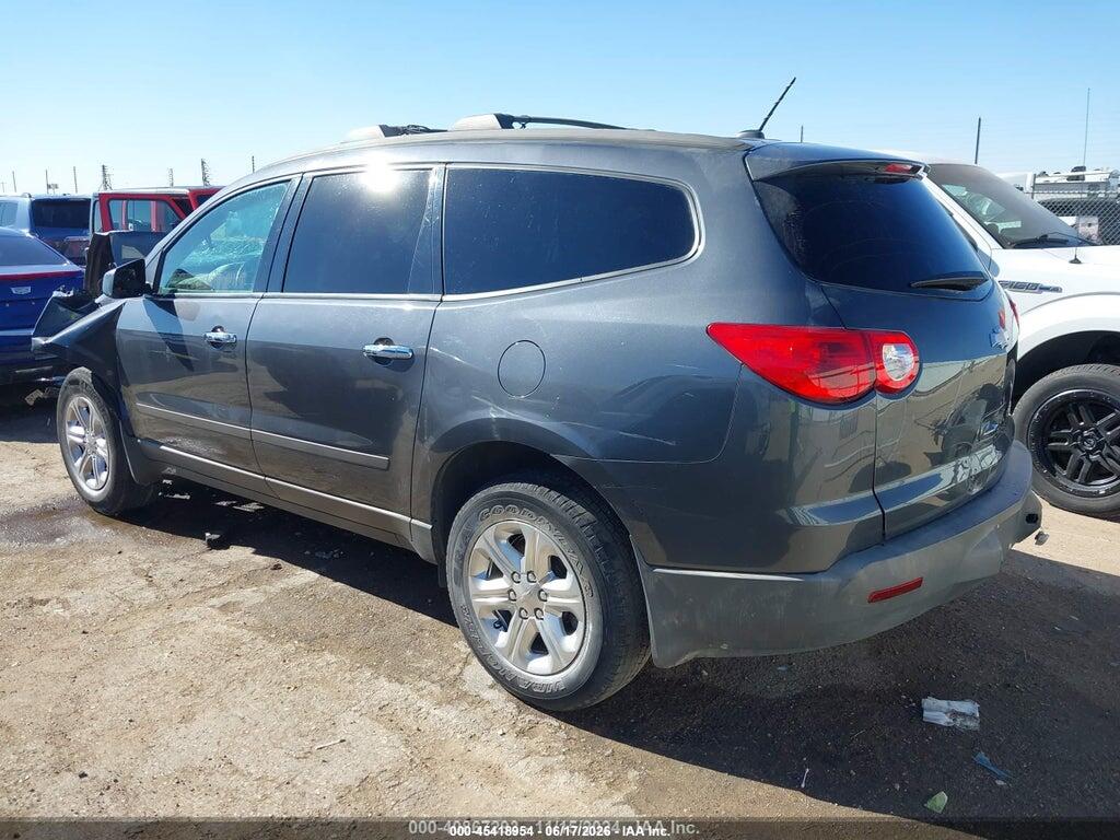 1GNKRFED5BJ294500 2011 CHEVROLET TRAVERSE photo no. 3