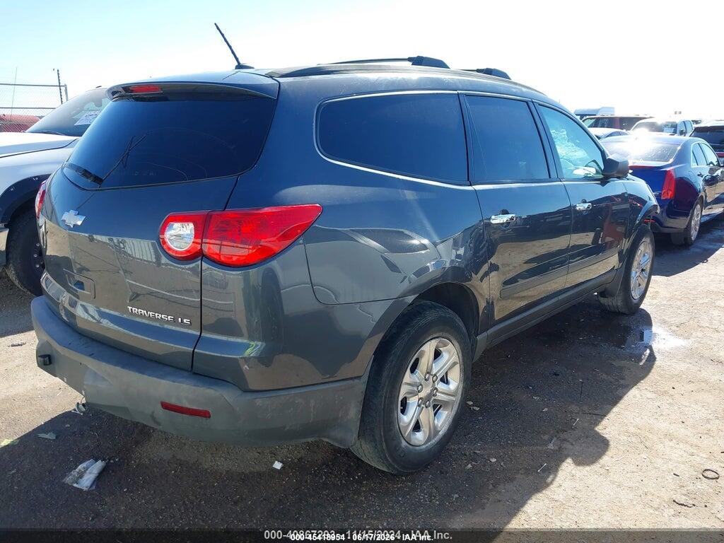1GNKRFED5BJ294500 2011 CHEVROLET TRAVERSE photo no. 4