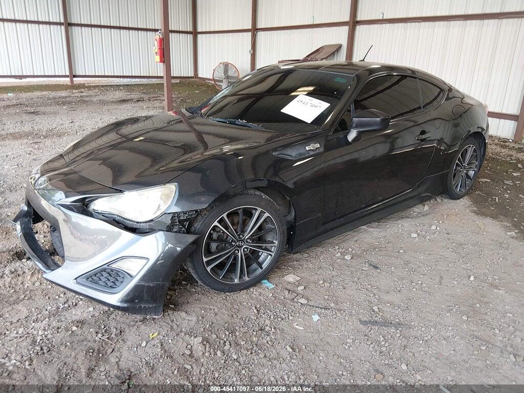 JF1ZNAA11D2702141 2013 SCION FR-S photo no. 2
