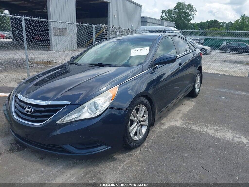 5NPEB4AC4BH271035 2011 HYUNDAI SONATA photo no. 2