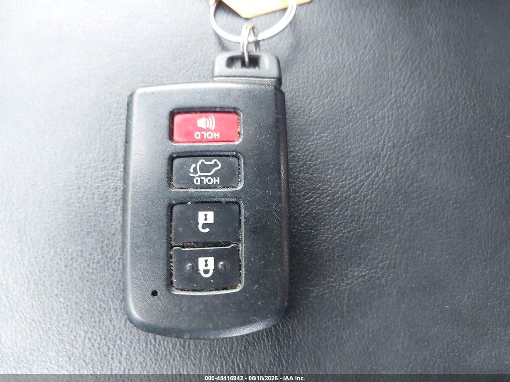 2T3DFREV8DW097538 2013 TOYOTA RAV4 photo no. 11