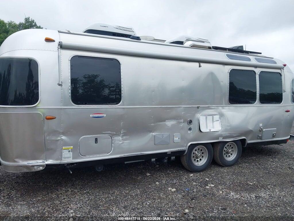 1STJFYJ24KJ547384 2019 AIRSTREAM INTL SERENITY photo no. 6