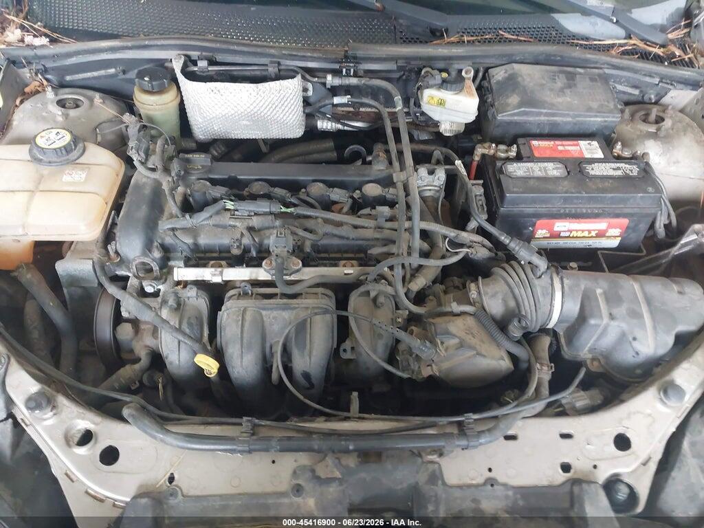 1FAFP36N35W240129 2005 FORD FOCUS photo no. 10