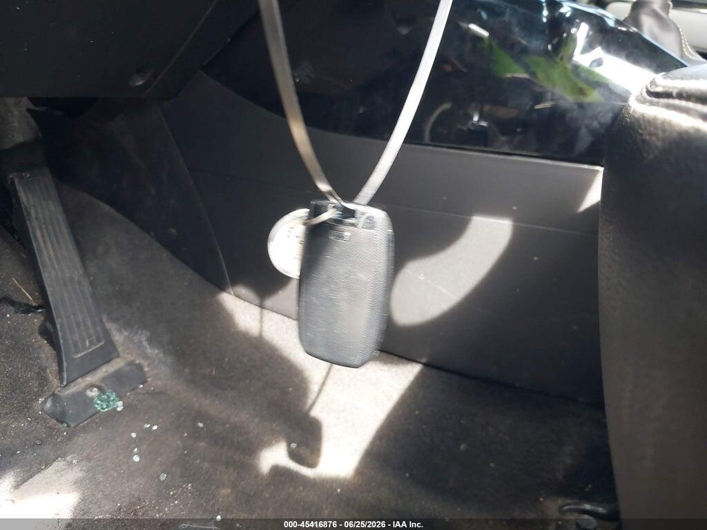 KNDJP3A52F7126677 2015 KIA SOUL photo no. 11