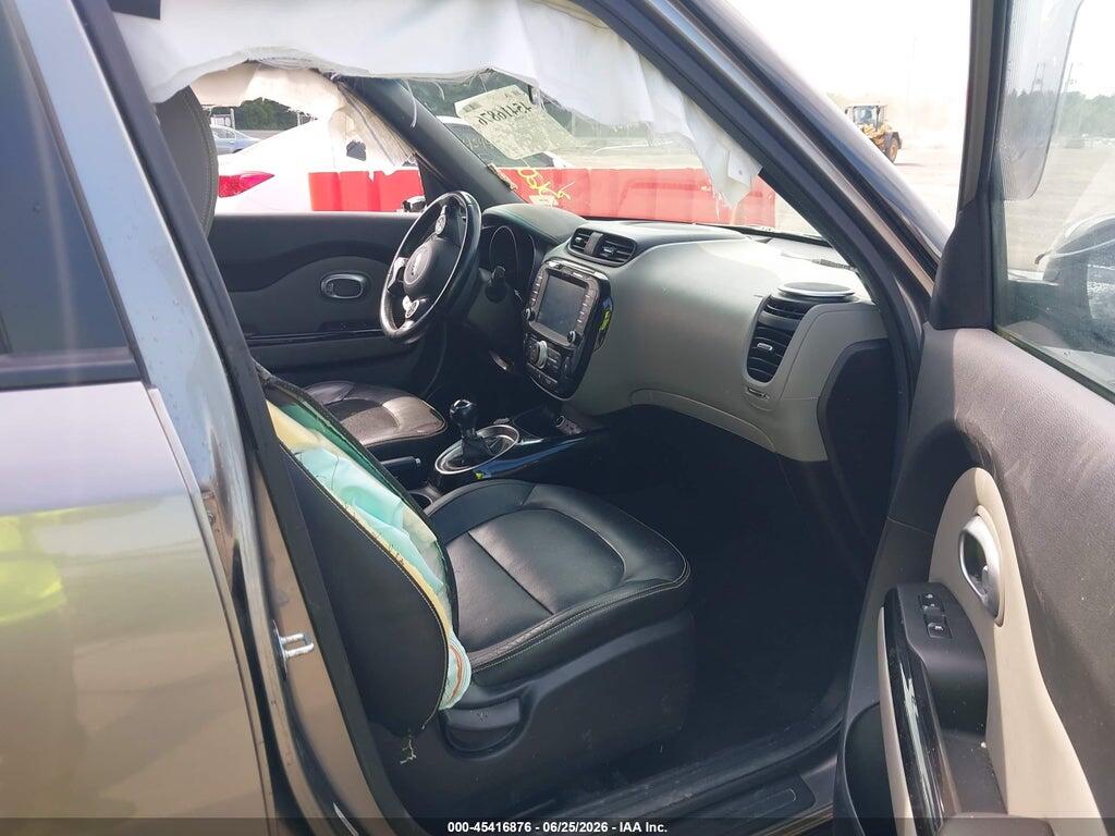 KNDJP3A52F7126677 2015 KIA SOUL photo no. 5
