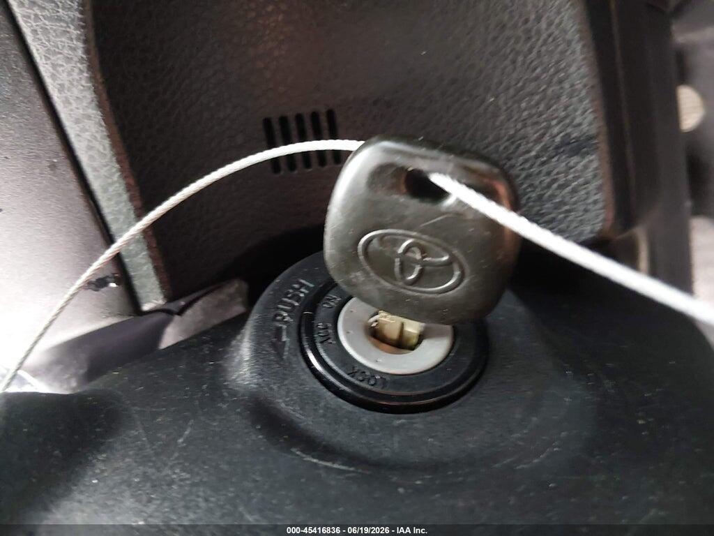 2T1BURHE5FC310371 2015 TOYOTA COROLLA photo no. 11