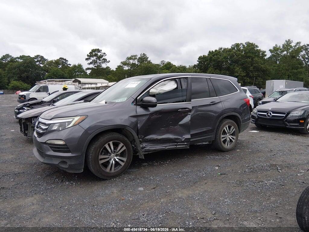 5FNYF5H55HB033782 2017 HONDA PILOT photo no. 2