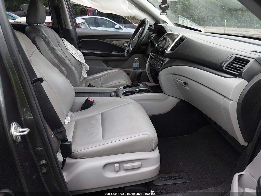 5FNYF5H55HB033782 2017 HONDA PILOT photo no. 5