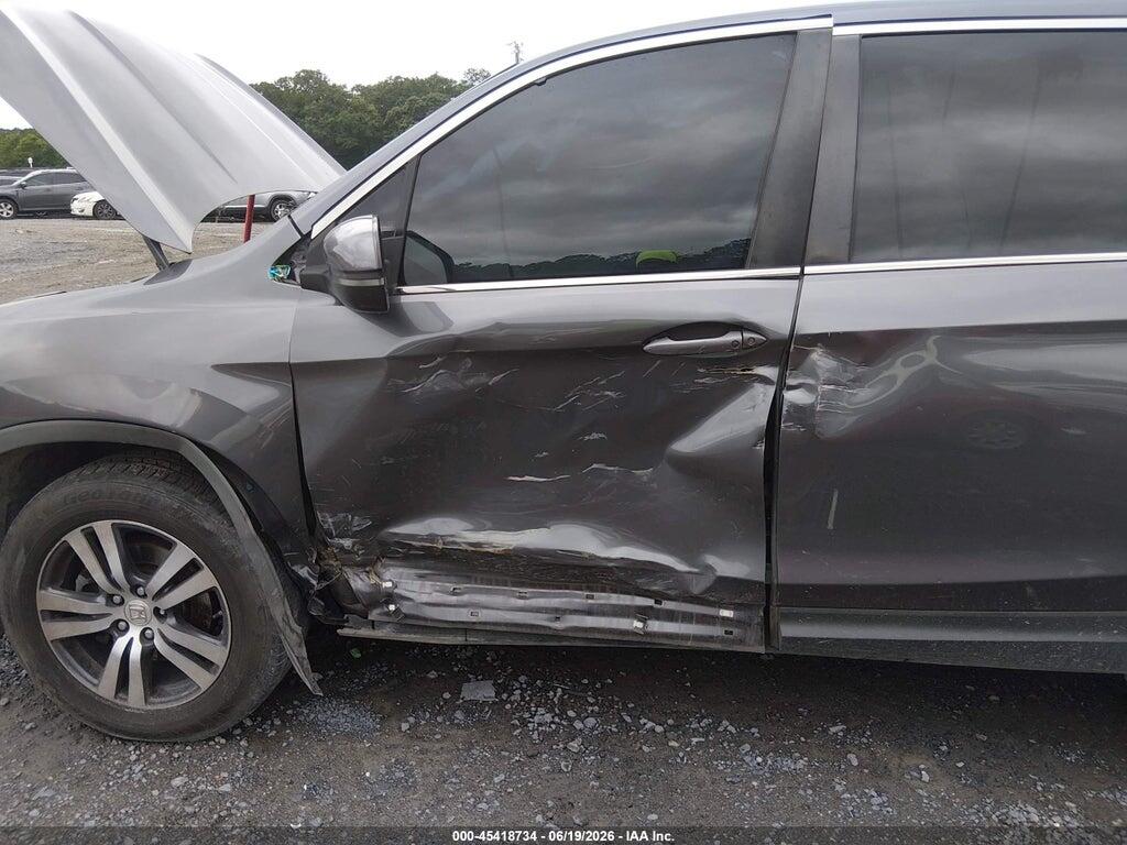 5FNYF5H55HB033782 2017 HONDA PILOT photo no. 6