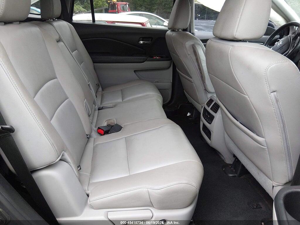 5FNYF5H55HB033782 2017 HONDA PILOT photo no. 8