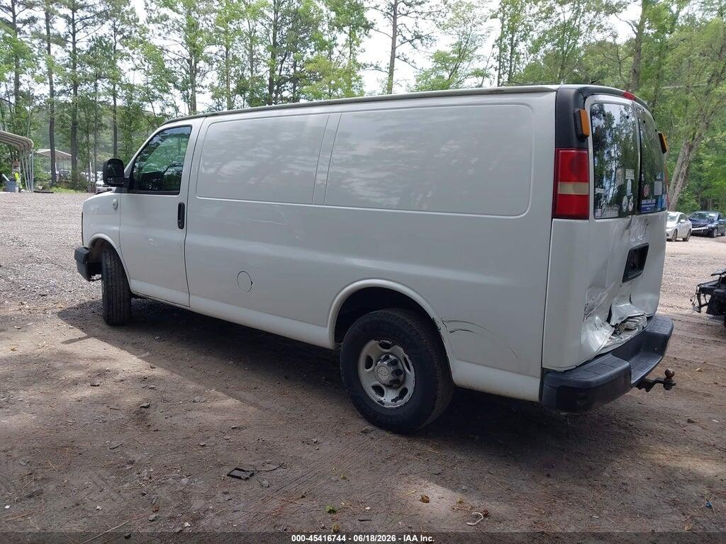 1GCWGFBA0B1103933 2011 CHEVROLET EXPRESS 2500 photo no. 3