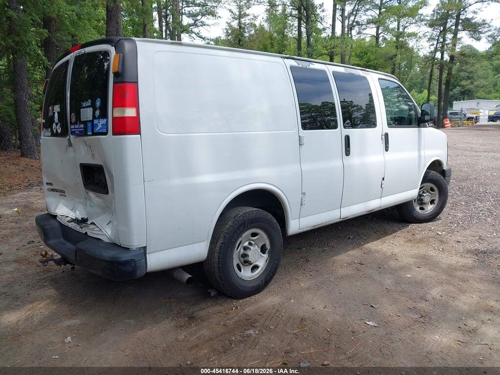 1GCWGFBA0B1103933 2011 CHEVROLET EXPRESS 2500 photo no. 4